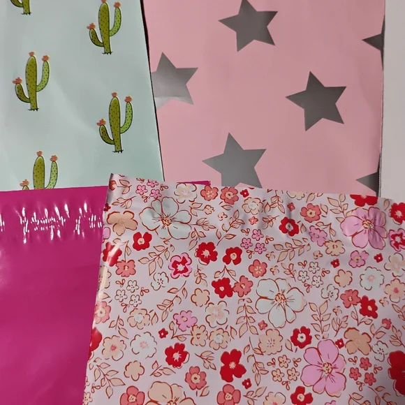 30 Mixed Poly Mailers Size 6x9 Mixed Designs Shipping Bags - Picture 5 of 6